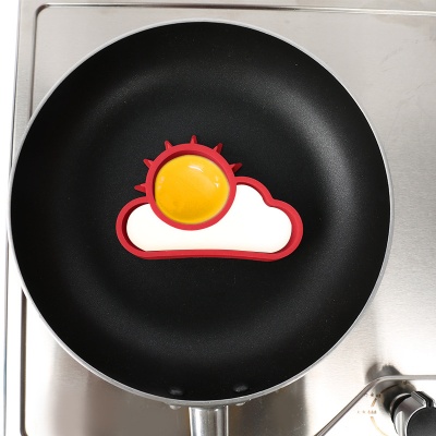太陽シリコン製目玉焼き型